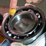 Bearing Problems: Diagnosis & Solutions for Optimal Performance